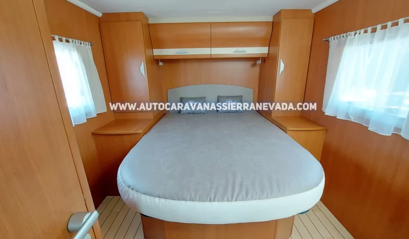 PILOTE AVENTURA G740 lleno