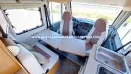 PILOTE CITY VAN lleno