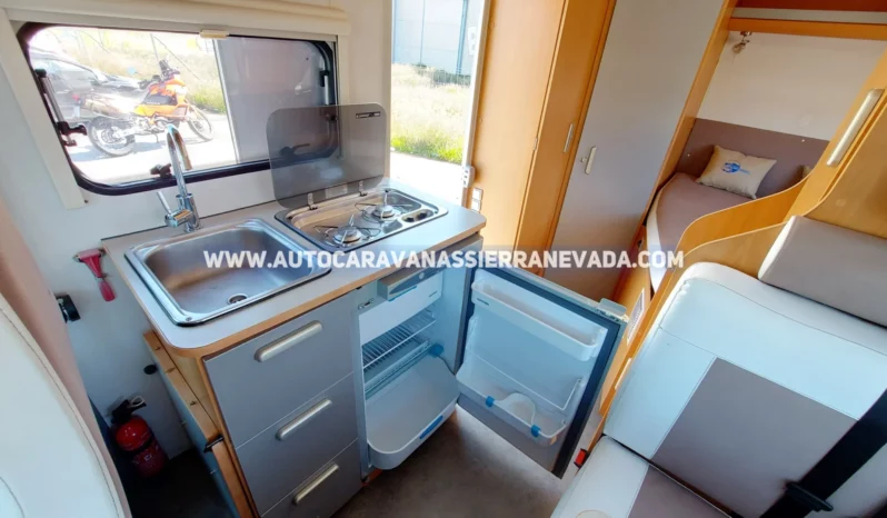 PILOTE CITY VAN lleno