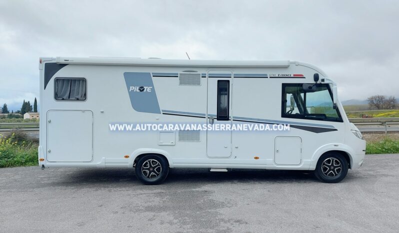 PILOTE G740 EVIDENCE lleno