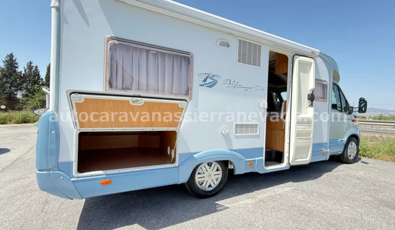 BURSTNER DELFIN T680 lleno