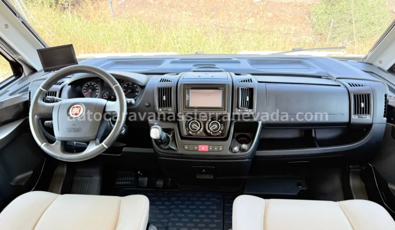 McLouis NEVIS 876G lleno